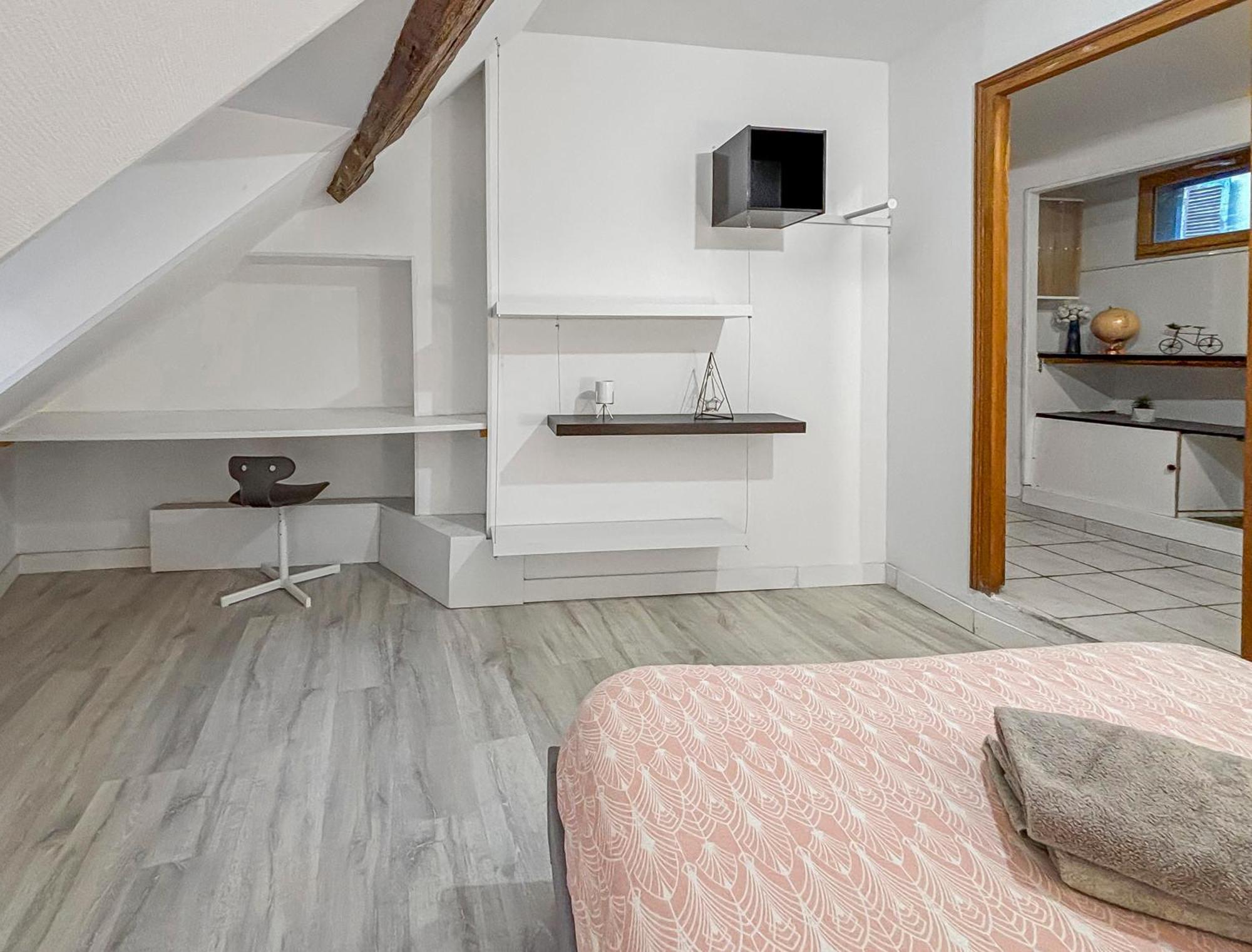 Spacieux & Lumineux Avec Smart Tv Et Wi-Fi Rapide 特鲁瓦 外观 照片