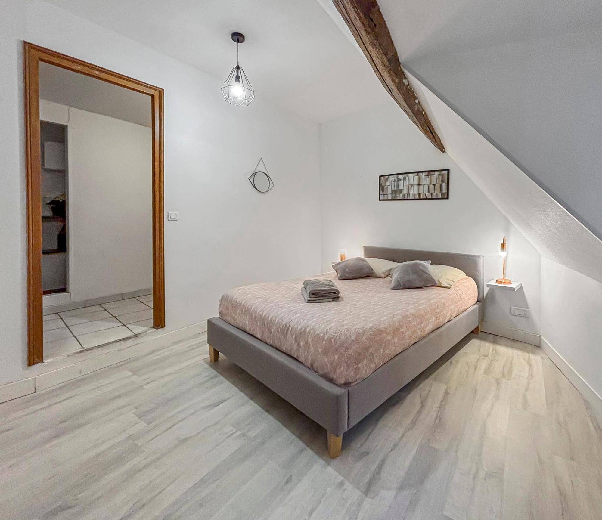 Spacieux & Lumineux Avec Smart Tv Et Wi-Fi Rapide 特鲁瓦 外观 照片